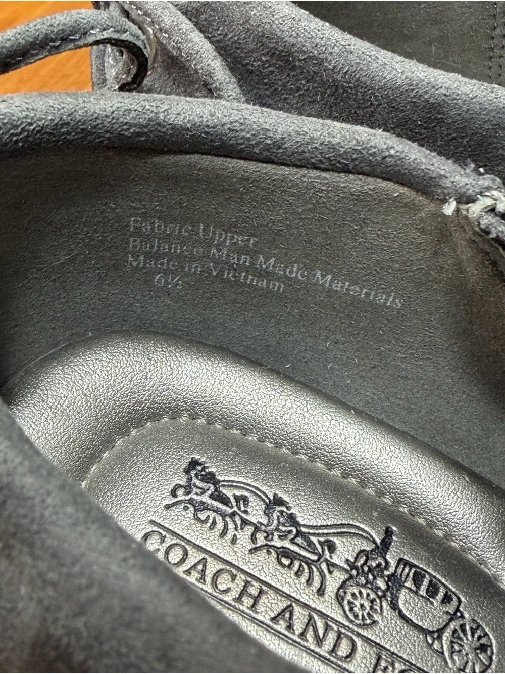 Coach and Four Modern Minimalist Gray Faux Suede Booties (VGUC)
